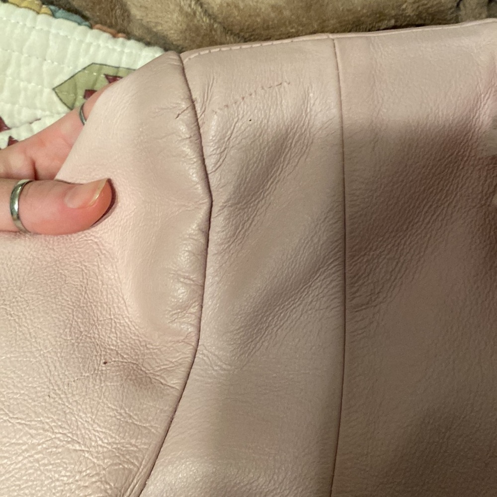 Pink leather jacket - Picture 4 of 7